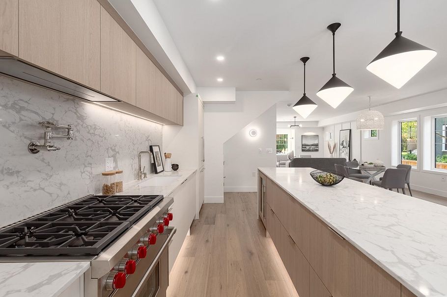 1141 W 33rd Avenue Vancouver, BC - 17