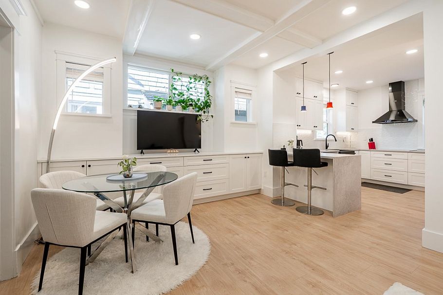 3343 W 3rd Avenue Vancouver, BC - 7