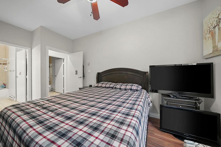 203 6460 Main Street Vancouver, BC - 13