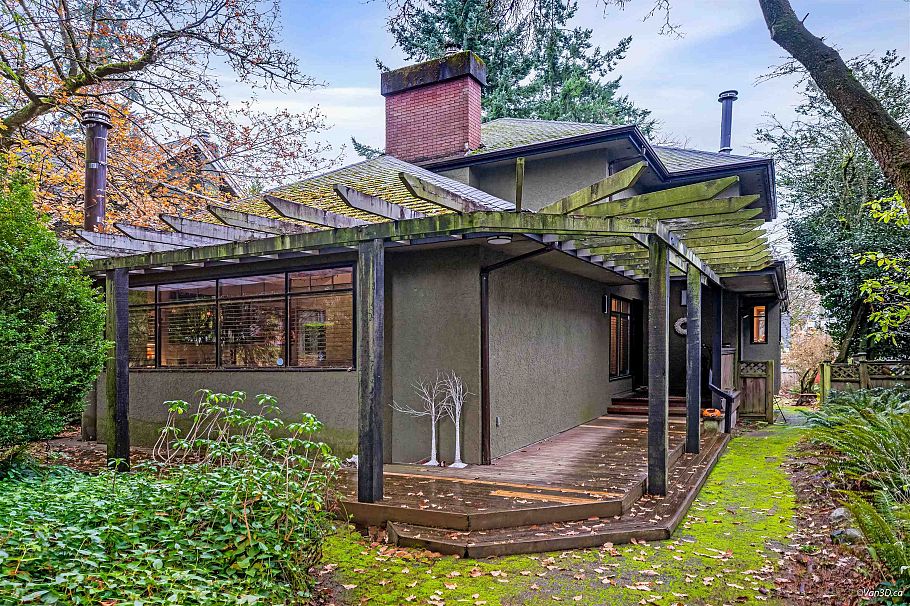 3758 W 35th Avenue Vancouver, BC - 5