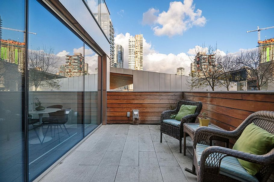 808 1480 Howe Street Vancouver, BC - 15