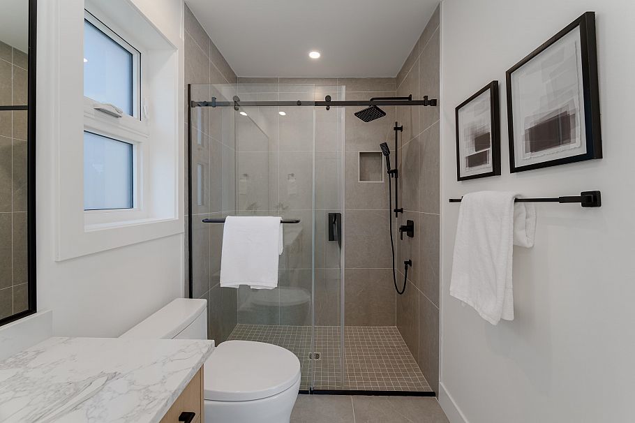 968 W 17th Avenue Vancouver, BC - 29