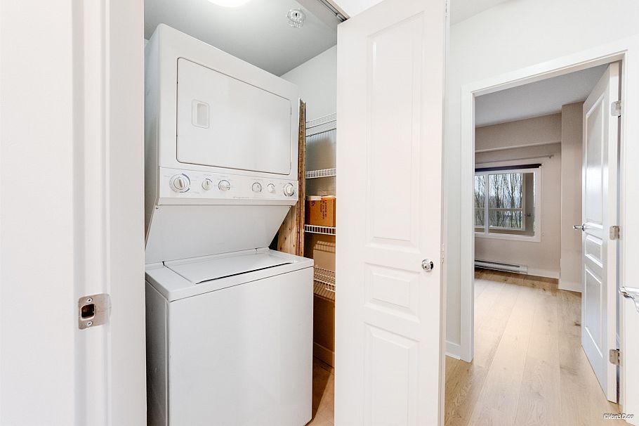 422 4078 Knight Street Vancouver, BC - 15