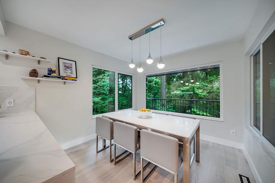 867 Frederick Road North Vancouver, BC - 12