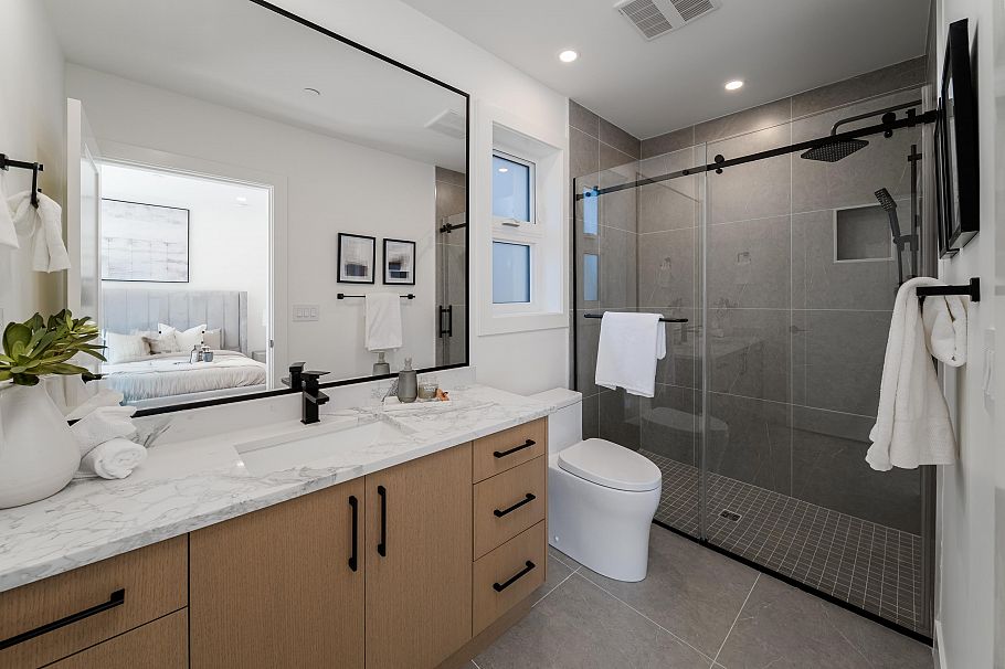 968 W 17th Avenue Vancouver, BC - 28