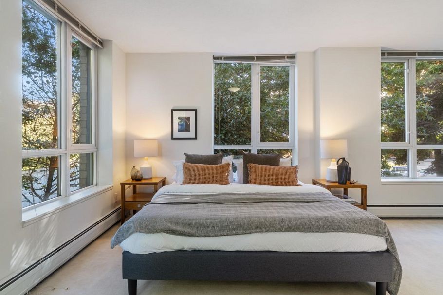 188 Chesterfield Avenue North Vancouver, BC - 20