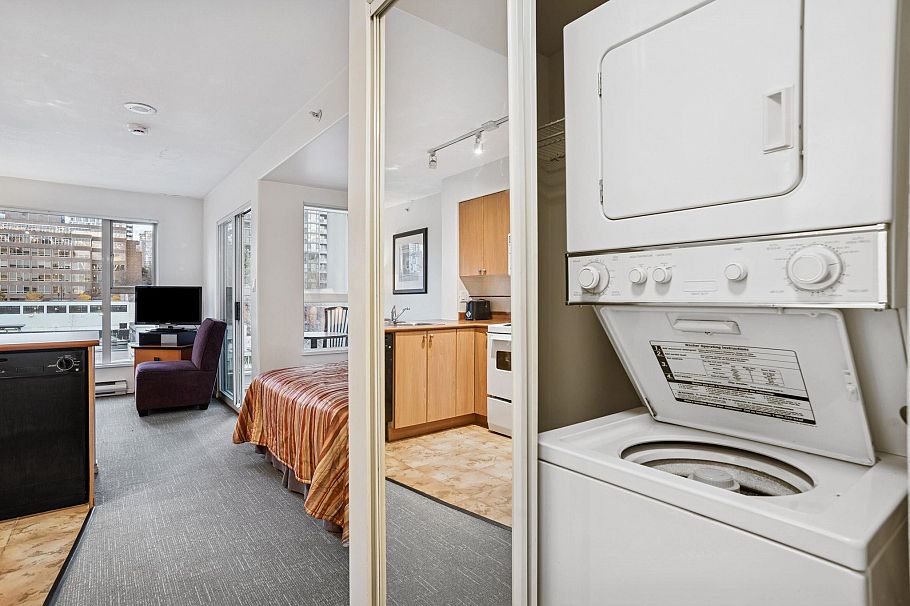 703 910 Beach Avenue Vancouver, BC - 14