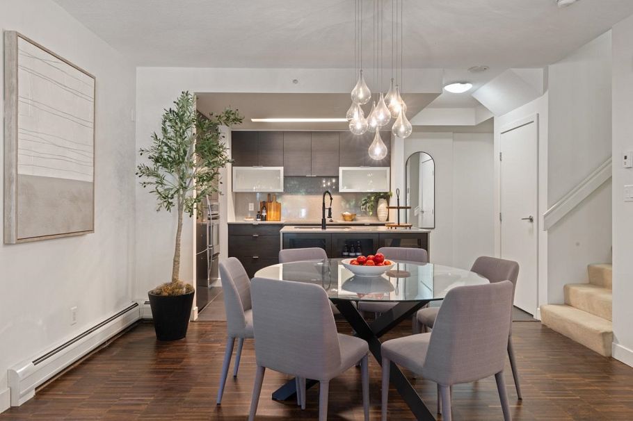 188 Chesterfield Avenue North Vancouver, BC - 12