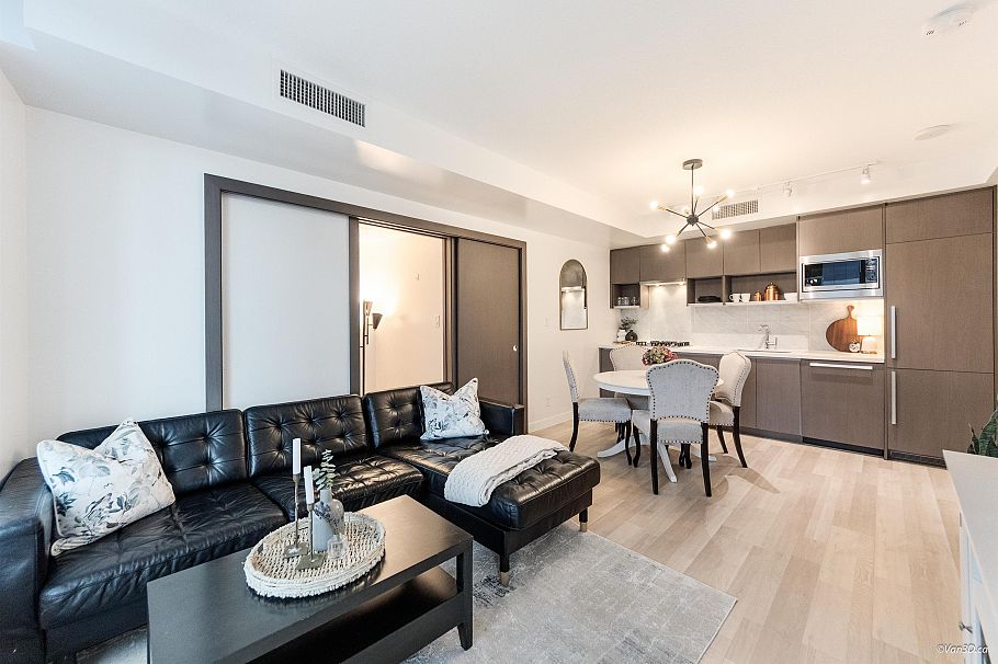 912 68 Smithe Street Vancouver, BC - 4