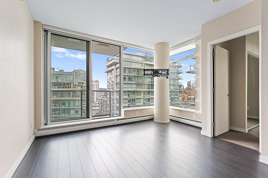 1006 108 W 1st Avenue Vancouver, BC - 11