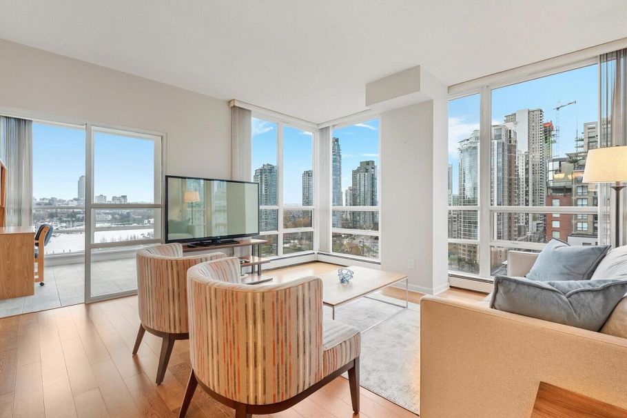 18C 139 Drake Street Vancouver, BC - 5