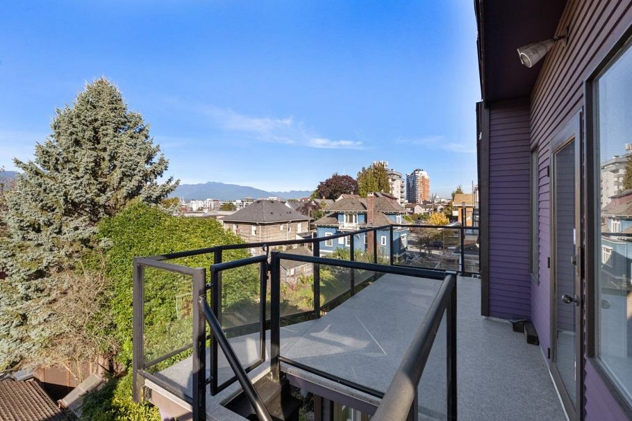 31 W 11th Avenue Vancouver, BC - 16