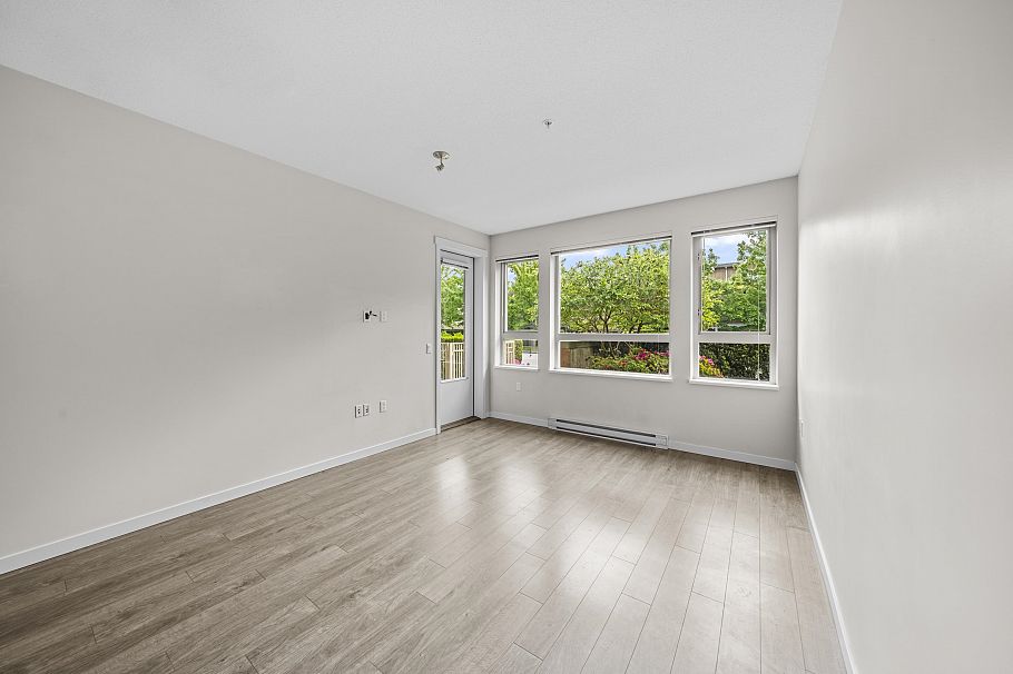 101 2665 Mountain Highway North Vancouver, BC - 34