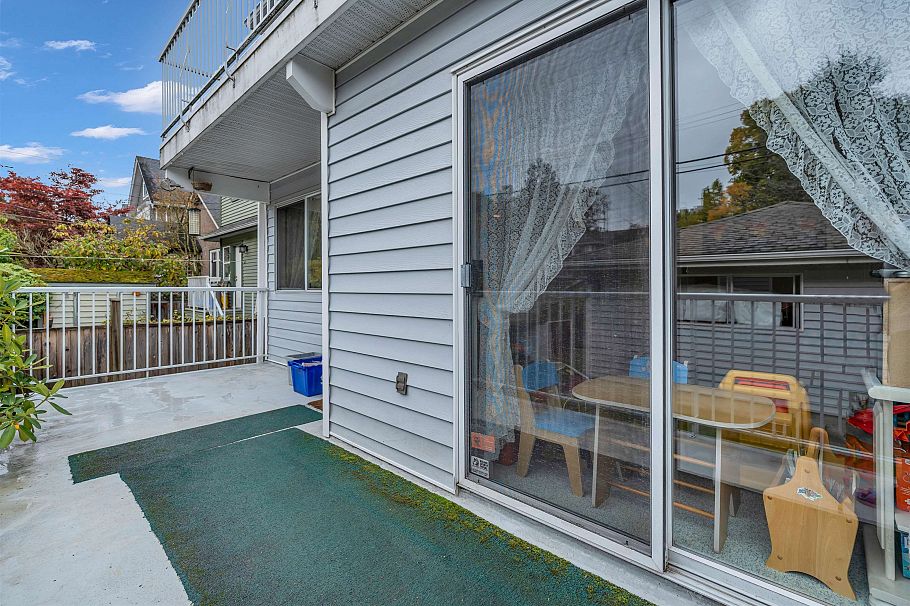 3863 W 30th Avenue Vancouver, BC - 11