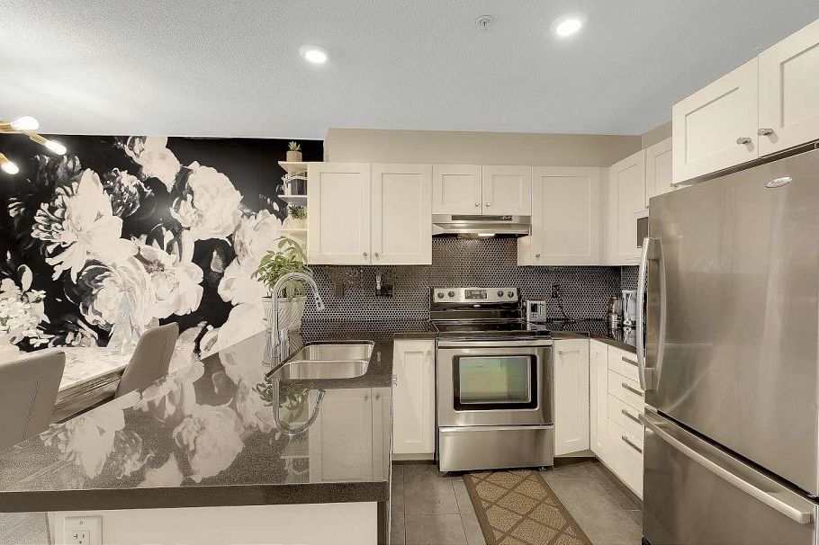 320 4550 Fraser Street Vancouver, BC - 12