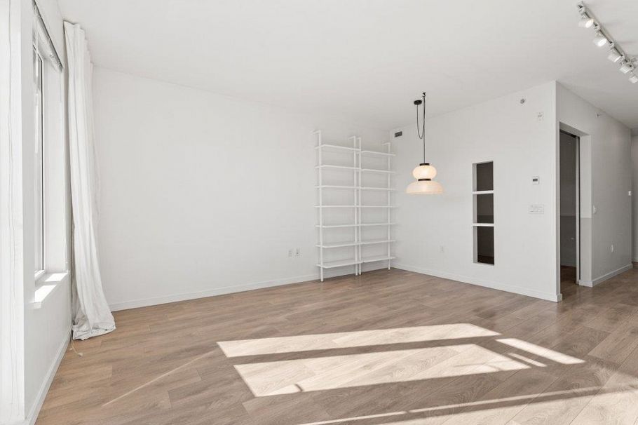 509 725 Marine Drive North Vancouver, BC - 6