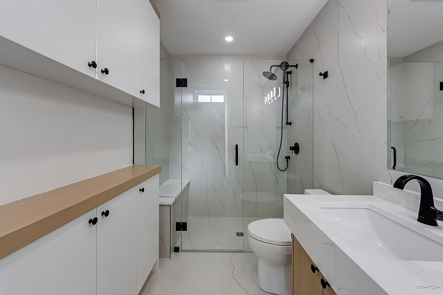 2 150 E 51 Avenue Vancouver, BC - 18