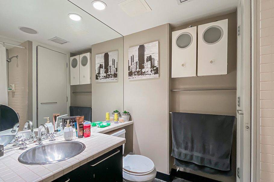 306 1072 Hamilton Street Vancouver, BC - 20