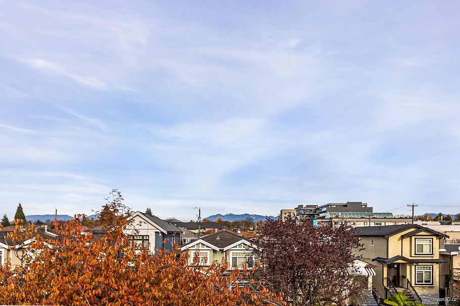 1 150 E 51 Avenue Vancouver, BC - 24