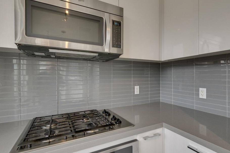 307 217 W 8th Street North Vancouver, BC - 14