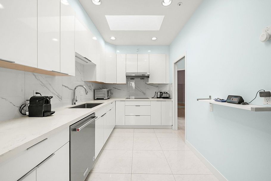 5657 Kerr Street Vancouver, BC - 8