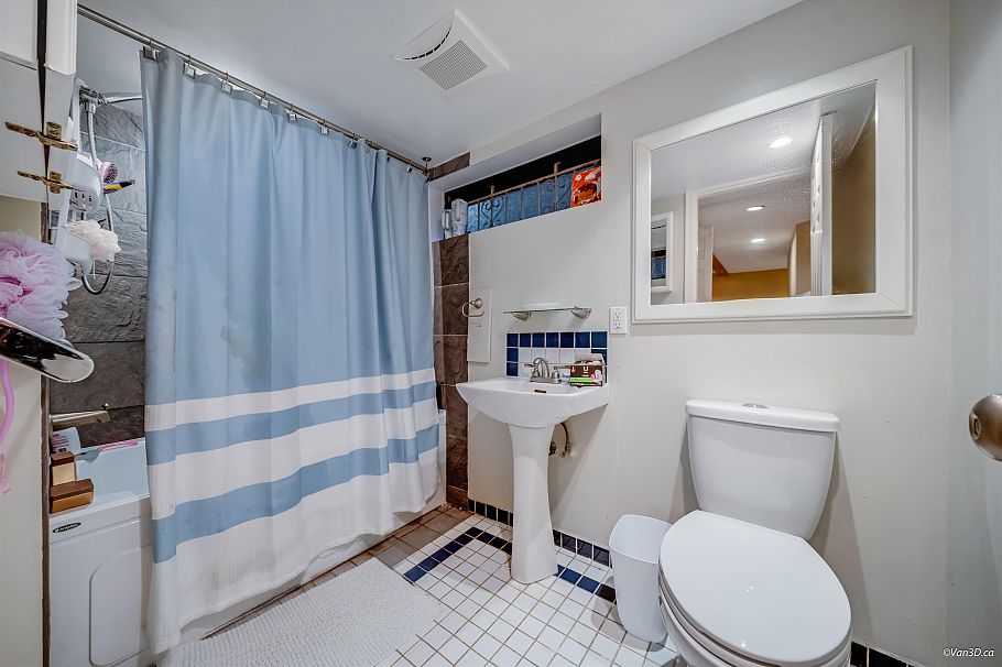 3758 W 35th Avenue Vancouver, BC - 34