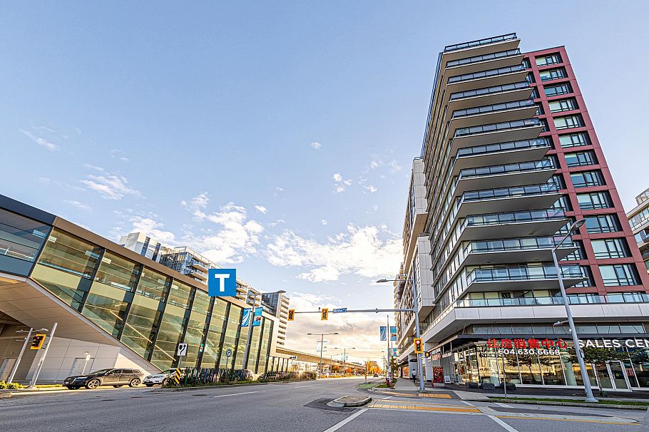 902 3331 No. 3 Road Richmond, BC - 23