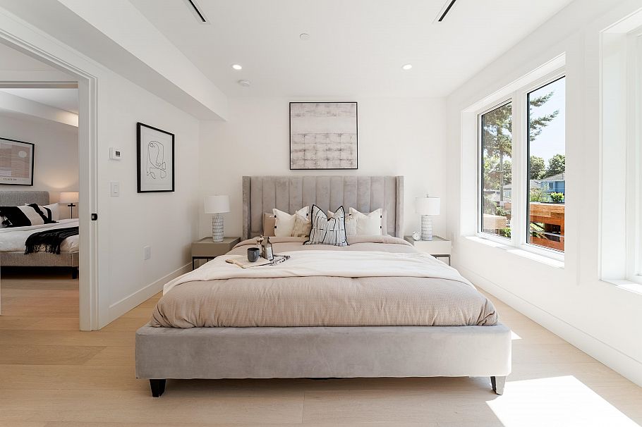 968 W 17th Avenue Vancouver, BC - 24