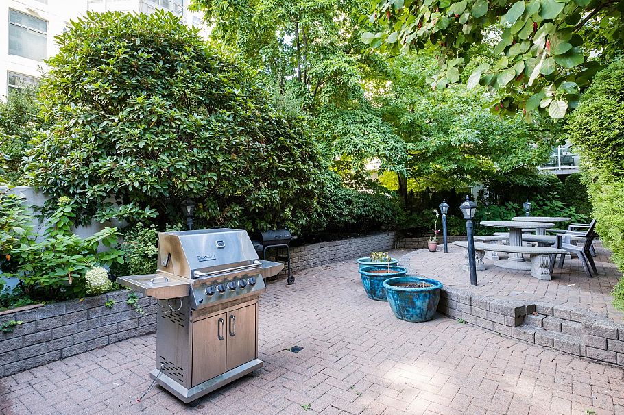 703 910 Beach Avenue Vancouver, BC - 22