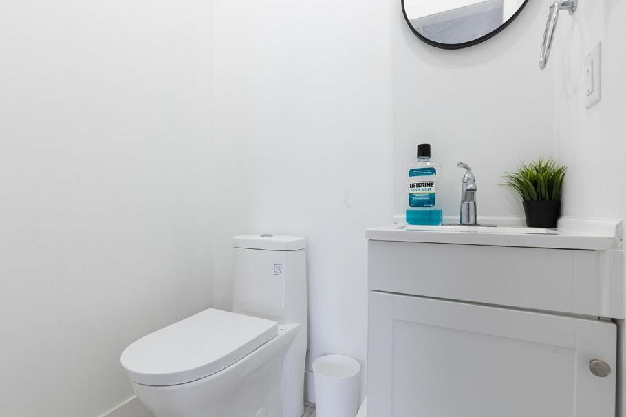 5140 Slocan Street Vancouver, BC - 16