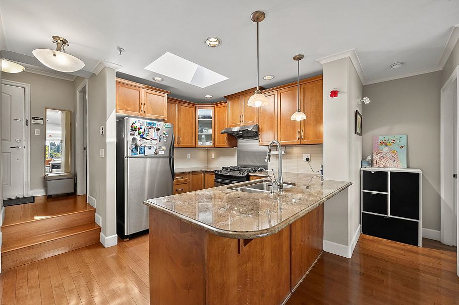 406 2103 W 45th Avenue Vancouver, BC - 6