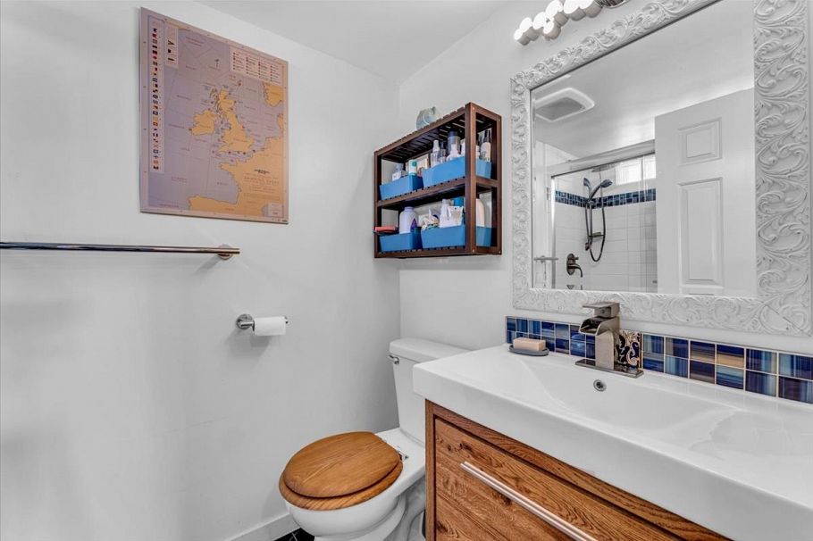 303 966 W 14th Avenue Vancouver, BC - 15