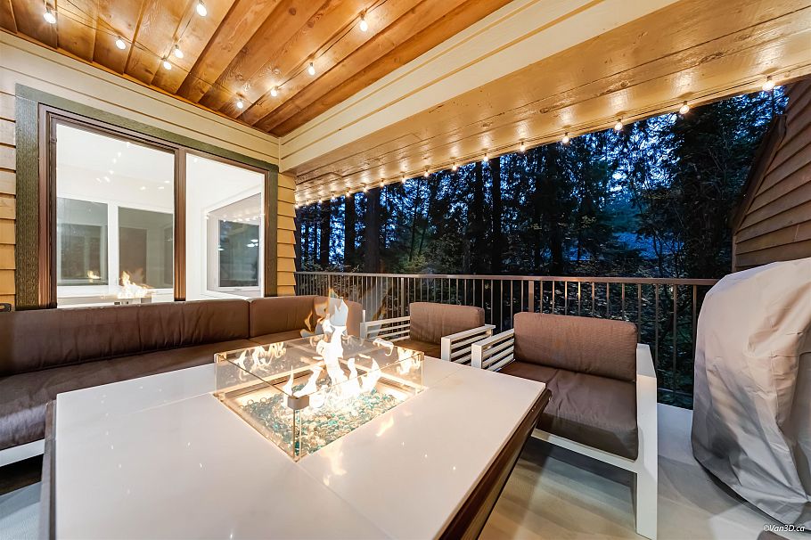 867 Frederick Road North Vancouver, BC - 18