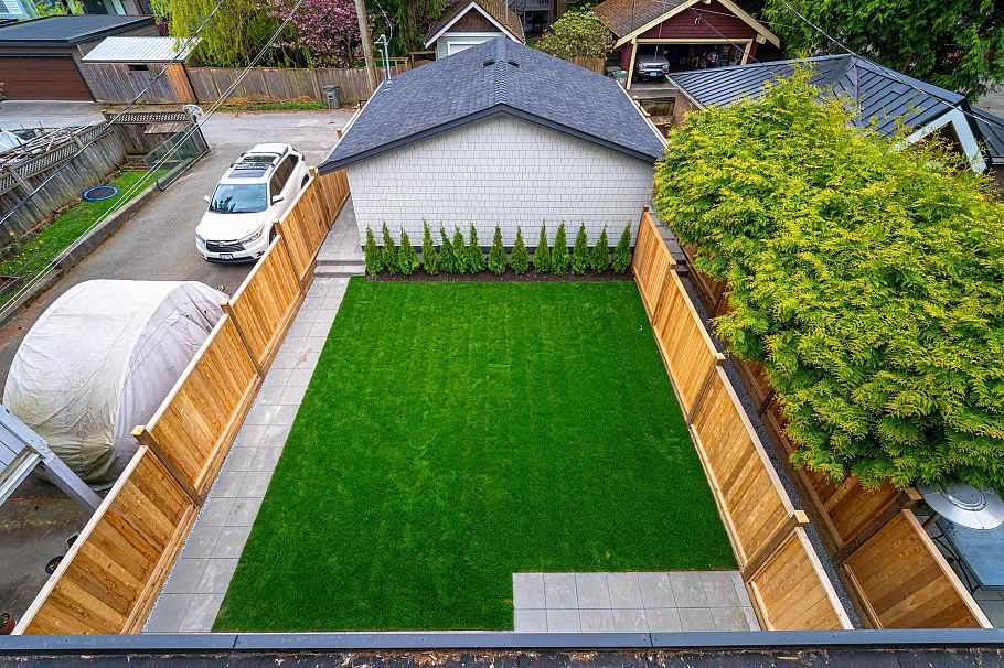 968 W 17th Avenue Vancouver, BC - 34