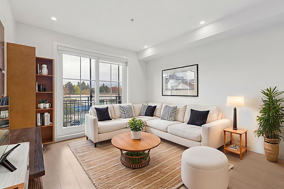 309 2528 Collingwood Street Vancouver, BC - 1