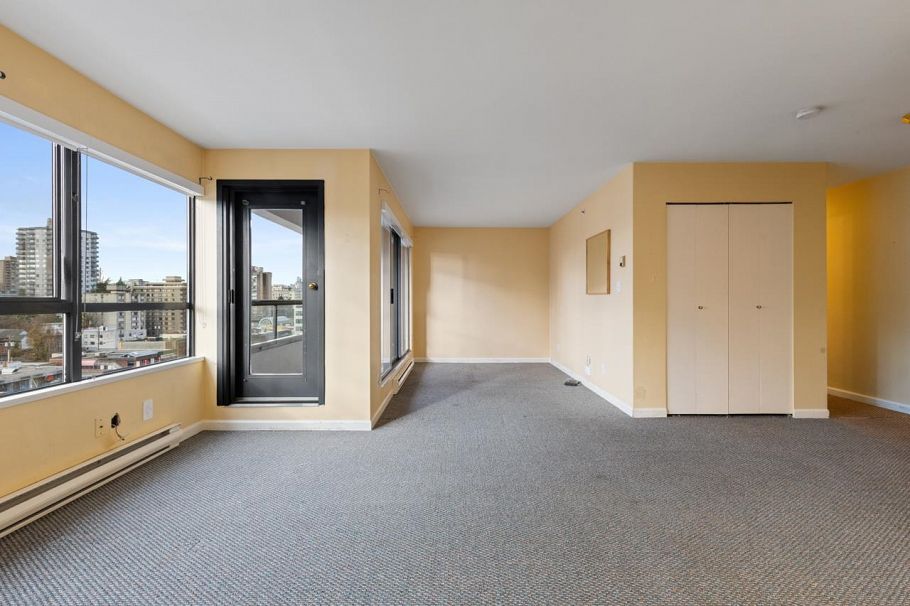 910 1060 Alberni Street Vancouver, BC - 5