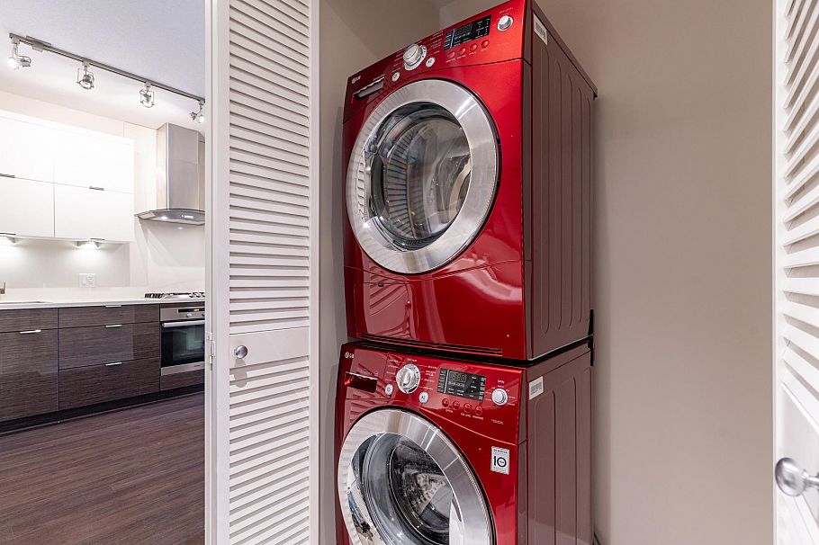 202 1777 W 7th Avenue Vancouver, BC - 8