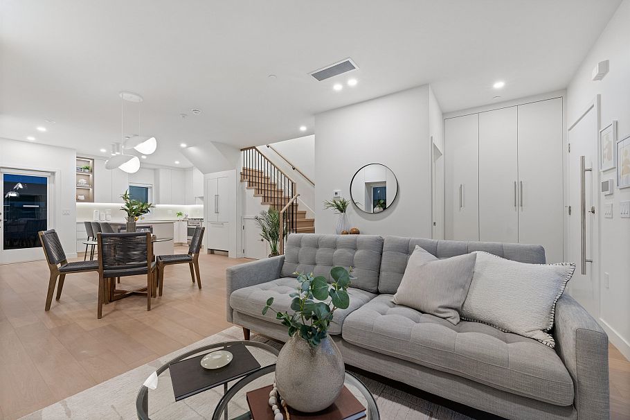 1 1632 E 21st Avenue Vancouver, BC - 4