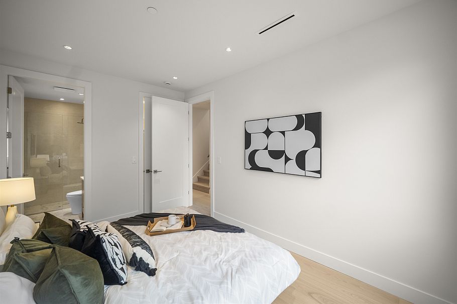 4681 Argyle Street Vancouver, BC - 6