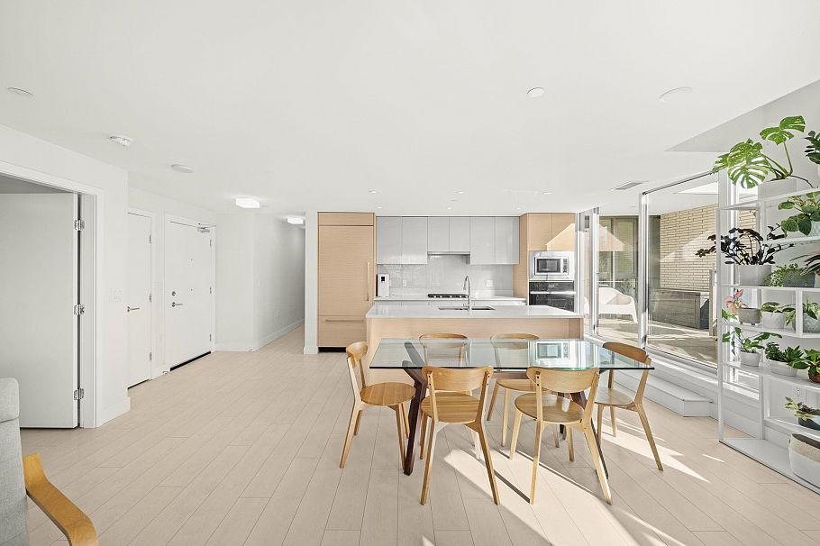 320 3538 Sawmill Crescent Vancouver, BC - 6