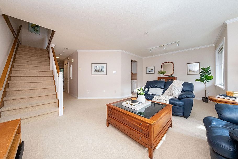 651 St. Andrews Avenue North Vancouver, BC - 5