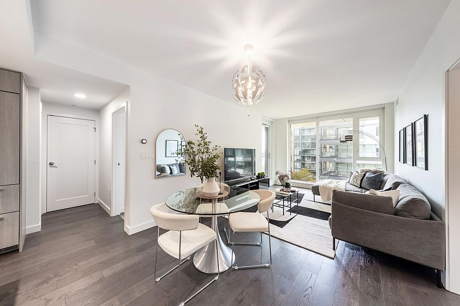 902 3331 No. 3 Road Richmond, BC - 7