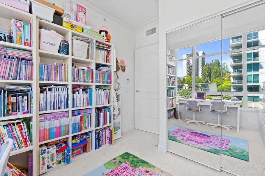 602 162 Victory Ship Way North Vancouver, BC - 12