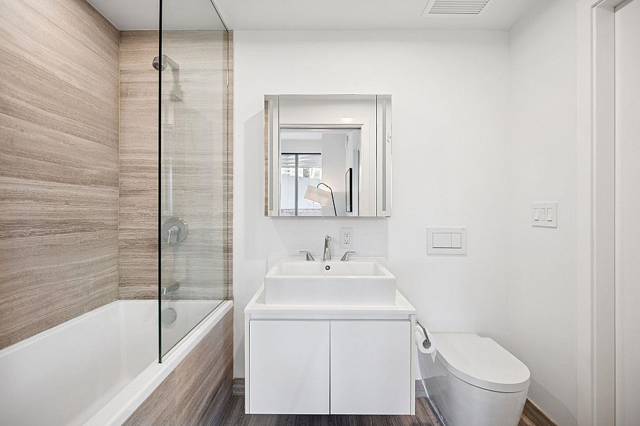 808 1480 Howe Street Vancouver, BC - 13