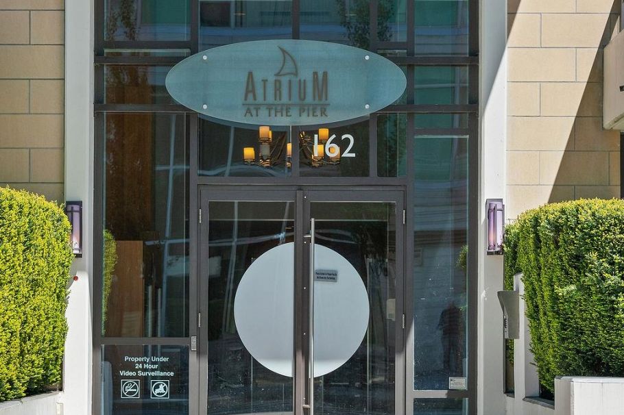 602 162 Victory Ship Way North Vancouver, BC - 17