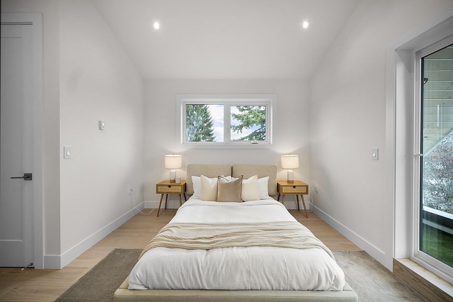 4681 Argyle Street Vancouver, BC - 12