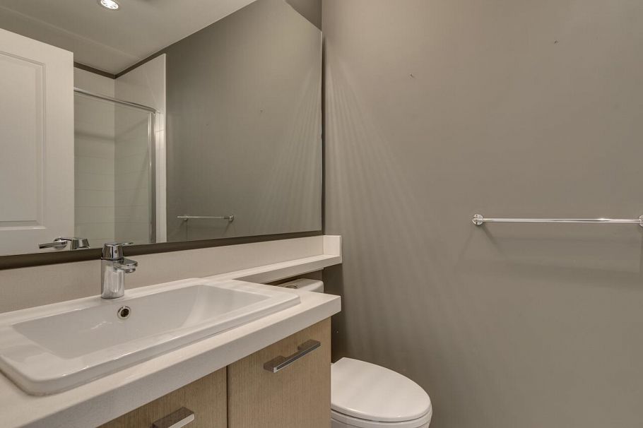 307 217 W 8th Street North Vancouver, BC - 27