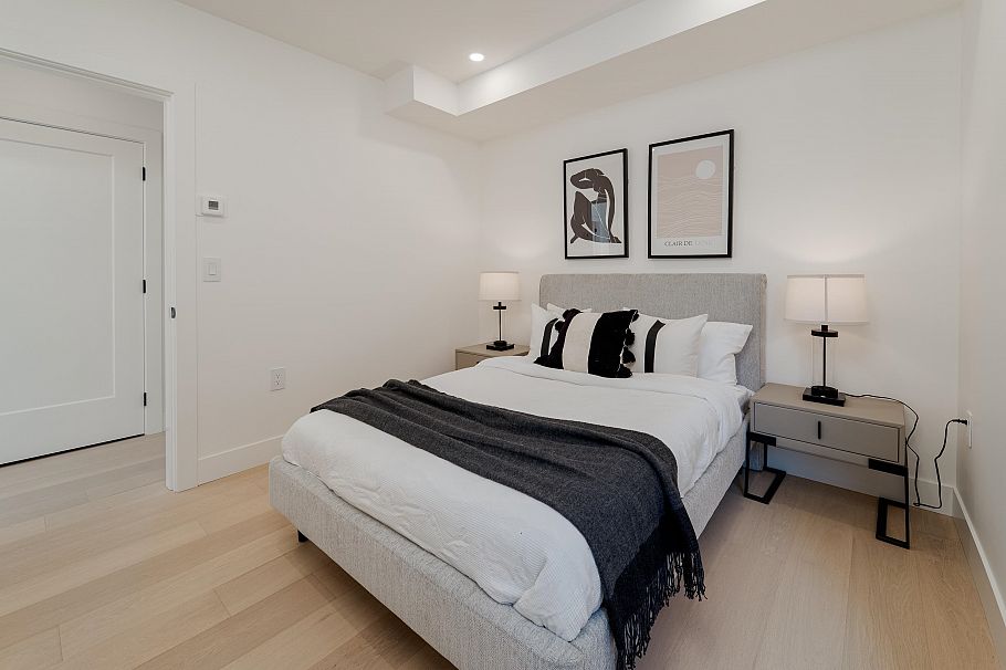 968 W 17th Avenue Vancouver, BC - 19