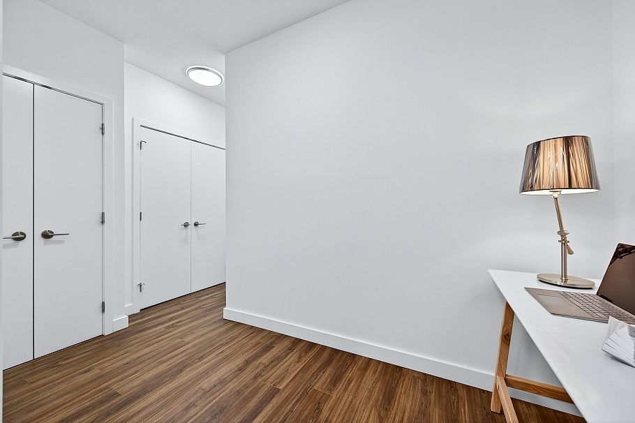 205 7928 Yukon Street Vancouver, BC - 18