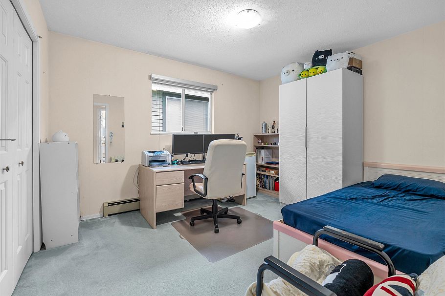 3863 W 30th Avenue Vancouver, BC - 12